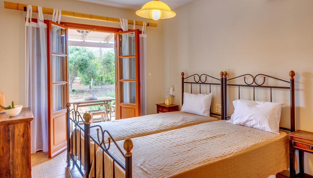 Villa Delona Engaraí Buitenkant foto